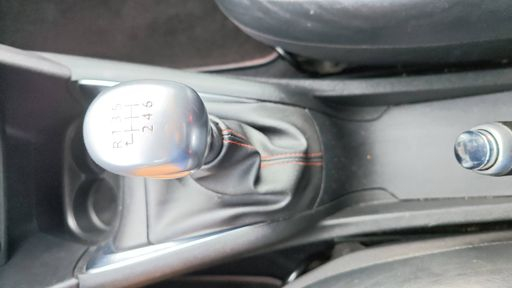 Peugeot 208 1.6 THP 208 - Gti By Peugeot Sport – 2015 – 102055 km – Essence – Boîte Manuelle — photo 3