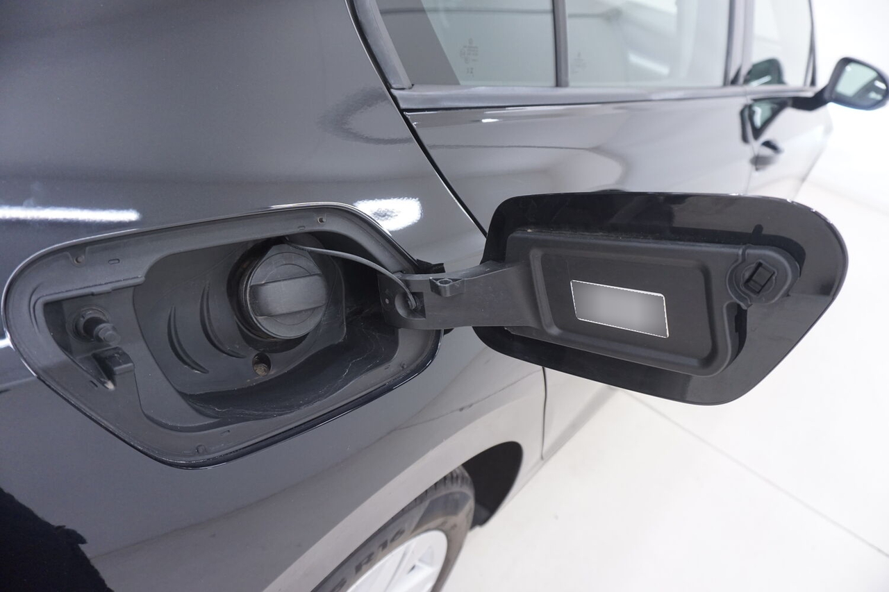 Volkswagen Golf 8 — photo 18