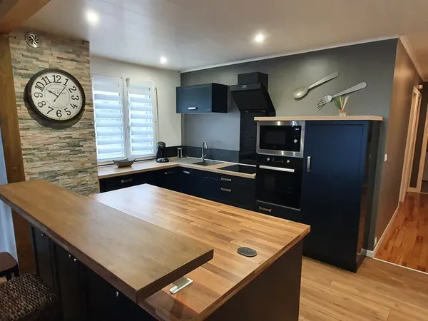 T3 meuble a l'année
