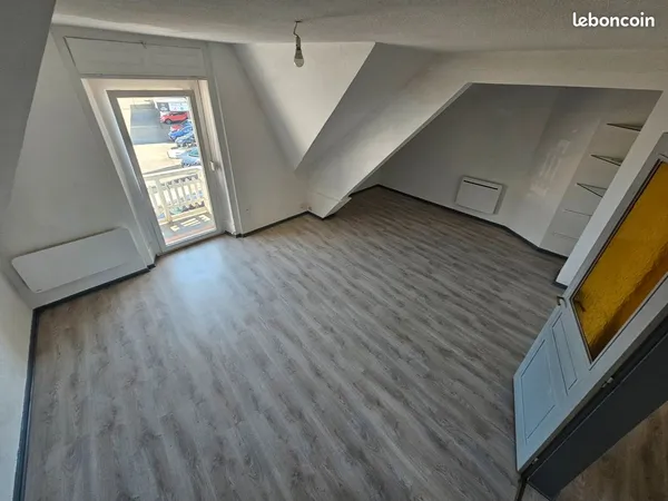 Loue appartement F3 a delle