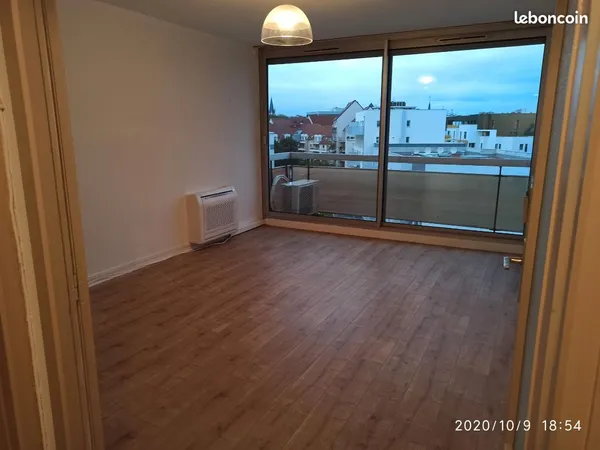 T2 de 58 m² avec balcon, garage fermé et cave - Ascenseur - Résidence de standing - Parking sécurisé