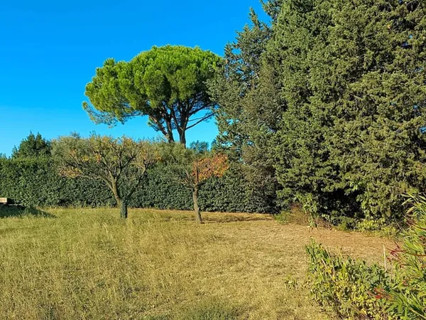Terrain 465 m²