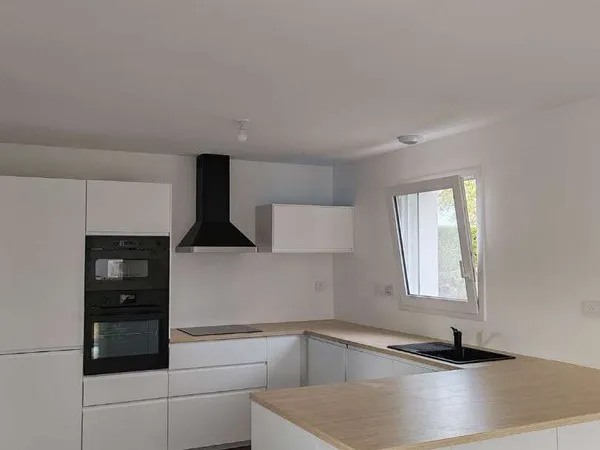 Maison 5 pièces 77 m²