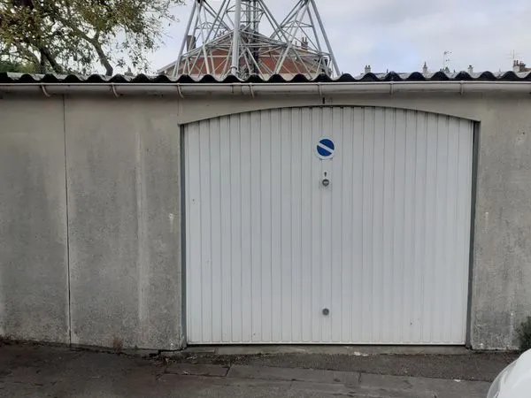 Garage a louer