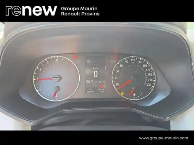 Renault Clio 1.0 tce 90ch evolution — photo 14