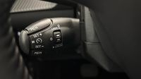 Peugeot 208 e-208 136ch Style — photo 25