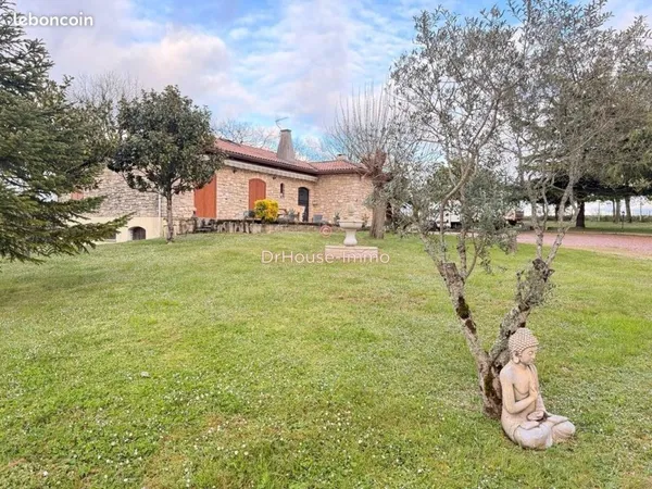 Maison 4 pièces 180 m²