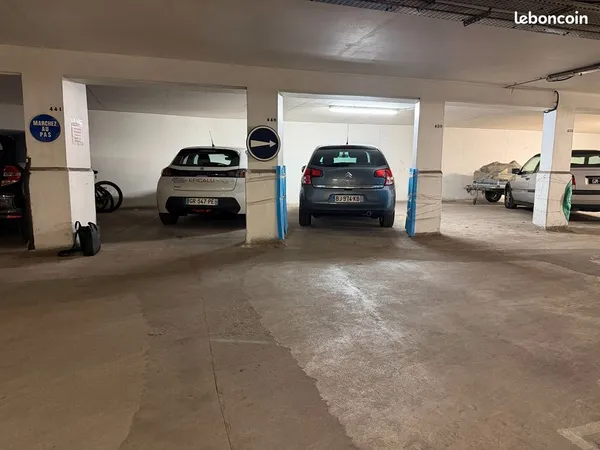 Parking/box BORDEAUX