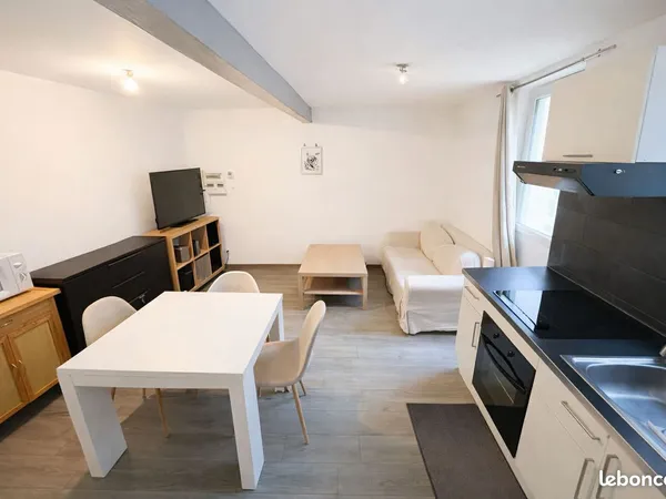 Appartement centre Beaulieu jardinet