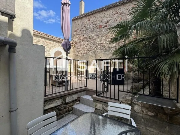 Immeuble avec 3 logements et garage