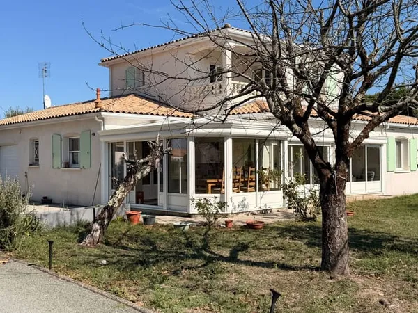 Maison 5 pièces 172 m²