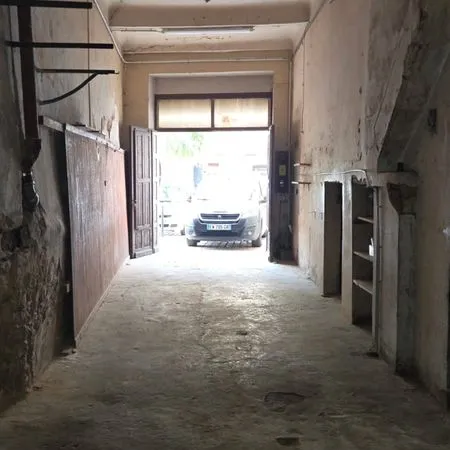 Garage double entrepôt
