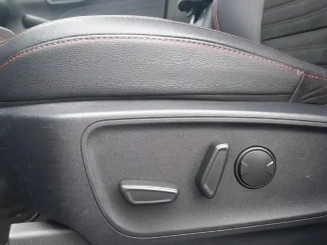 Ford Kuga 2.5 duratec 225ch powersplit phev st-line x ecvt — photo 15
