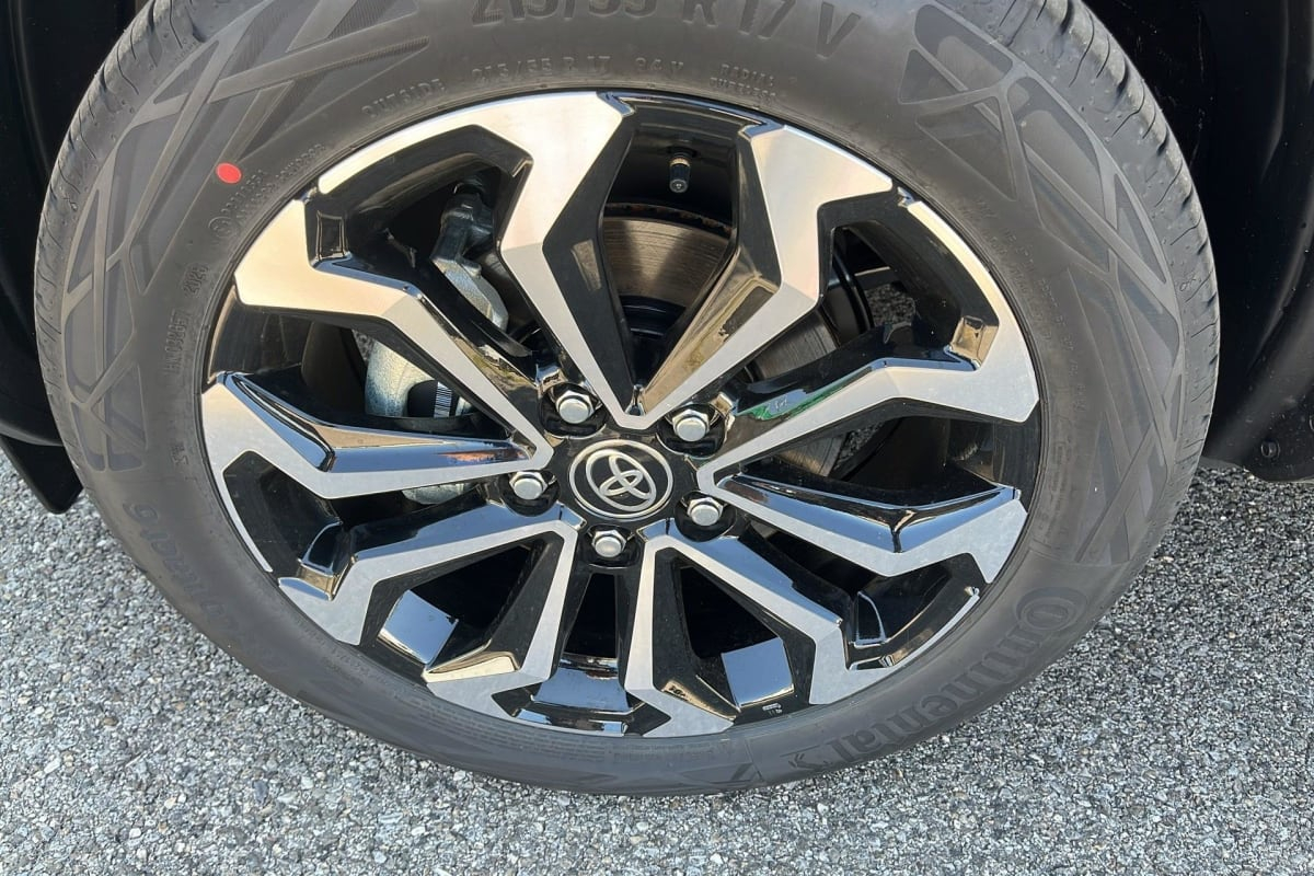 Toyota YARIS CROSS — photo 22