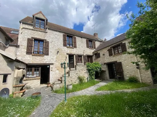 Maison 8 pièces 162 m²