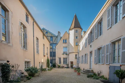 Appartement 4 pièces 153 m²