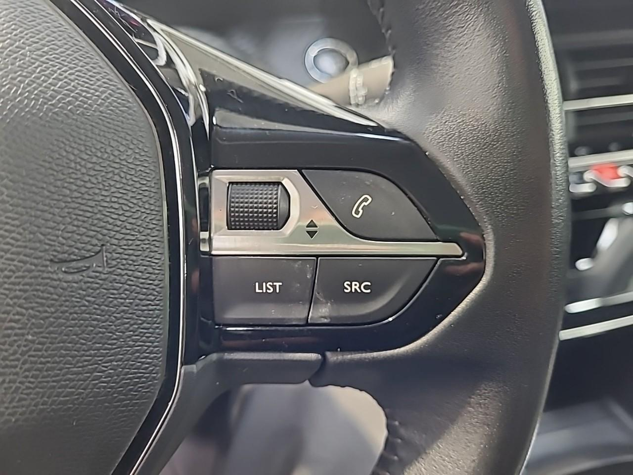 Peugeot 208 puretech 100 s&s bvm6 allure — photo 19