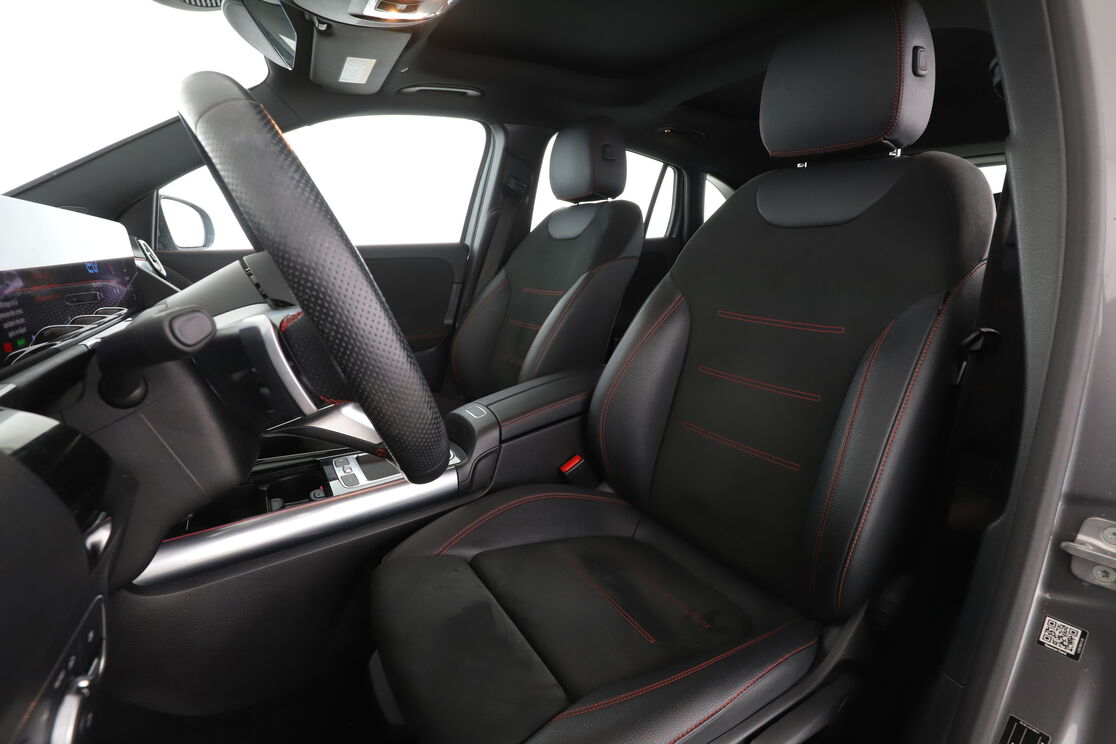 Mercedes-Benz EQA 250+ AMG Line 70.5 kWh — photo 9