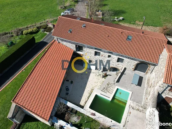 Ferme 11 pièces 227 m²