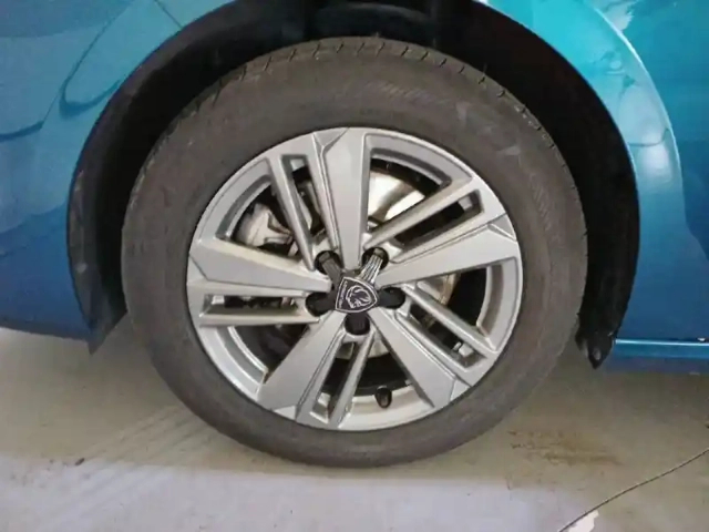 Peugeot 308 bluehdi 130ch s&amp;s eat8 — photo 13