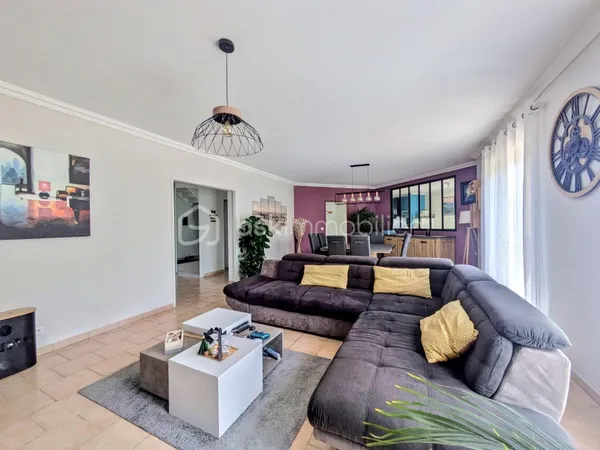 Maison 7 pièces 226 m²