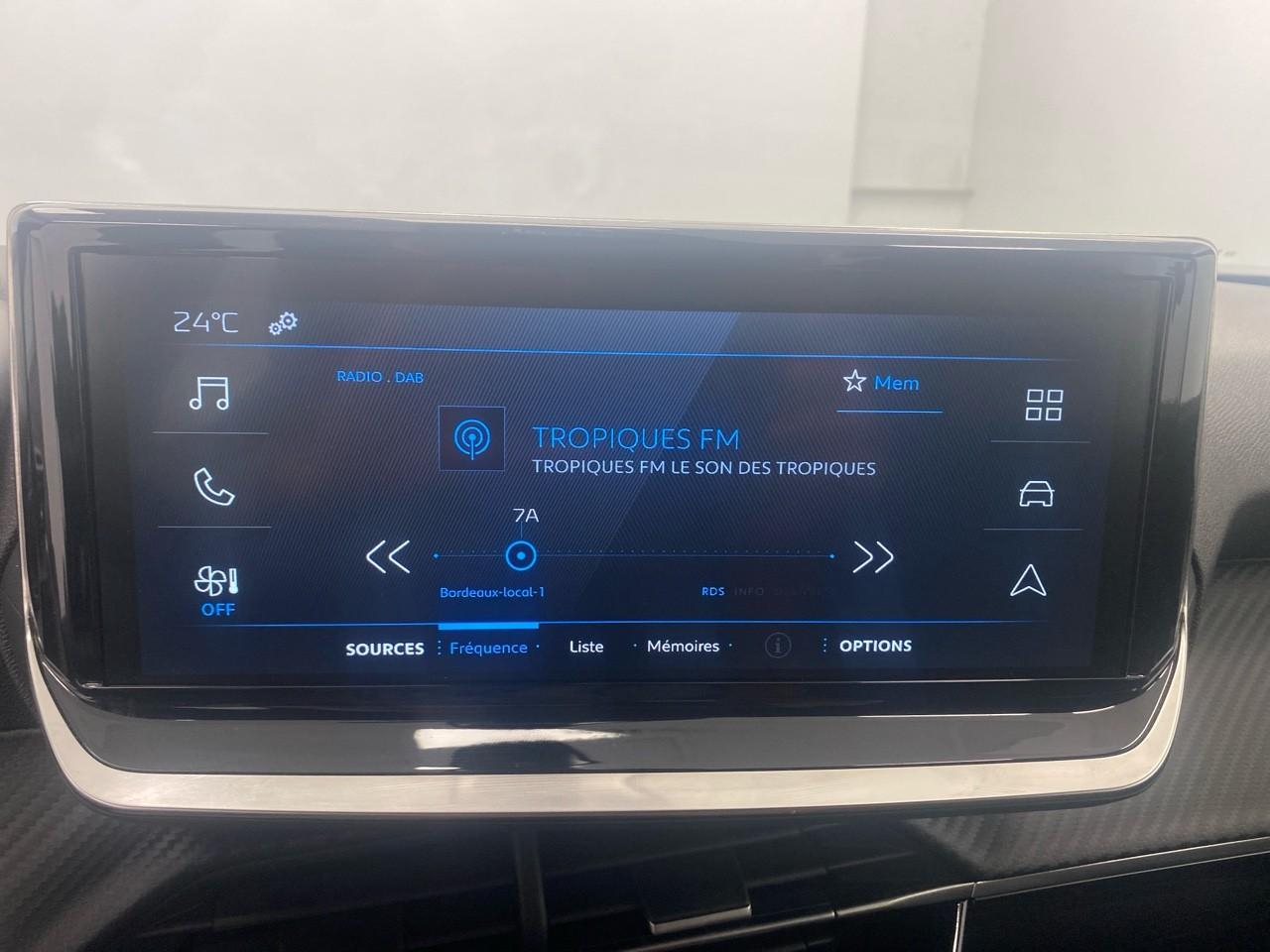 Peugeot 2008 100 s&s bvm6 style — photo 13