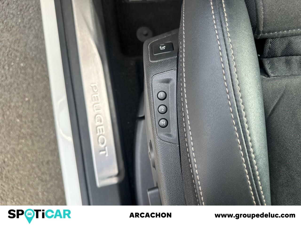 Peugeot 3008 1.2 puretech 130ch s&s gt pack eat8 — photo 28