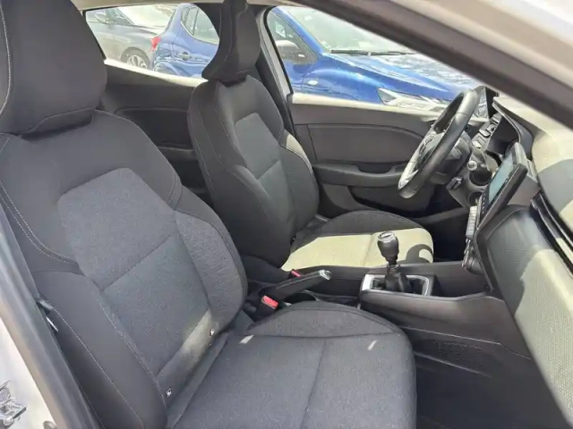Renault Clio tce 90 — photo 21