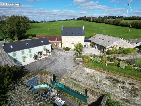 Maison 24 pièces 660 m²