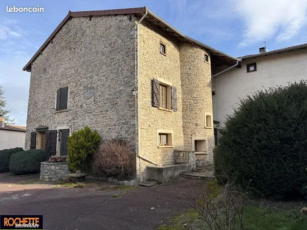 Maison 9 pièces 228 m²