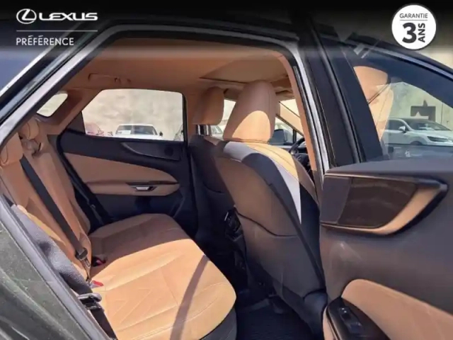 Lexus Nx 450h+ executive 4wd — photo 7