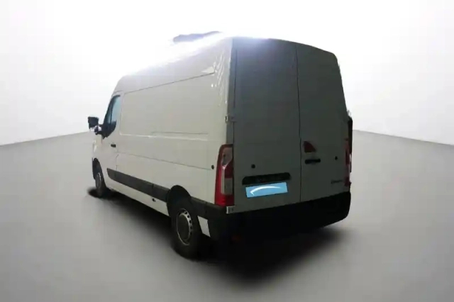 Renault Master fgn trac f3500 l2h2 blue dci 135 — photo 3