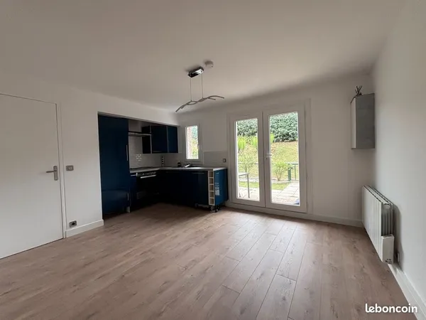 Appartement rénové à Merville-Franceville-Plage, à 50 mètres de la mer