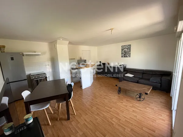 Appartement 2 chambres Saint Nolff exposé sud ouest au premier étage avec balcon