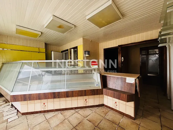 A VENDRE LAGRAULIERE MAISON DE BOURG A RENOVER