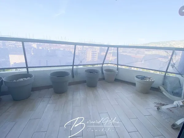 T2 + Terrasse Meublé Rond Point Prado 13008 Marseille