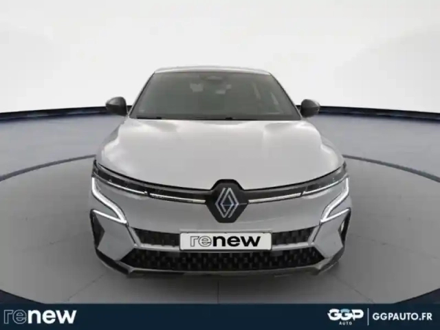 Renault Megane e-tech electric 220ch techno autonomie confort -24 — photo 8