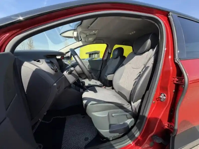 Renault Captur 1.3 tce 150 intens — photo 17