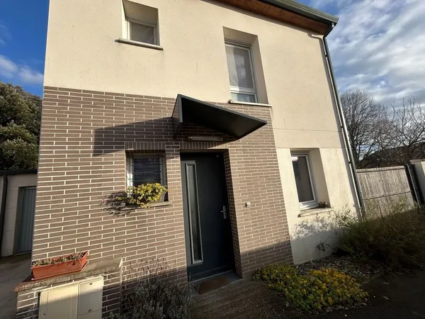 Maison Vente Villeneuve-Tolosane 4p 81m² 257500€