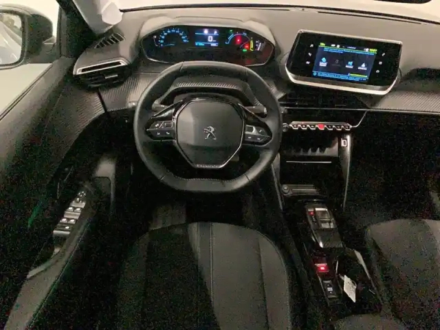 Peugeot 208 electrique 50 kwh 136ch — photo 67