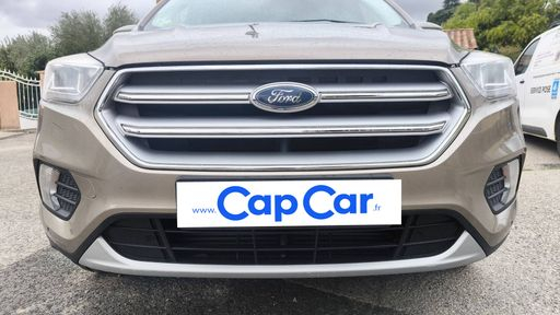 Ford Kuga 2.0 TDCI 150 4X2 - Titanium – 2019 – 111039 km – Diesel – Boîte Manuelle — photo 9