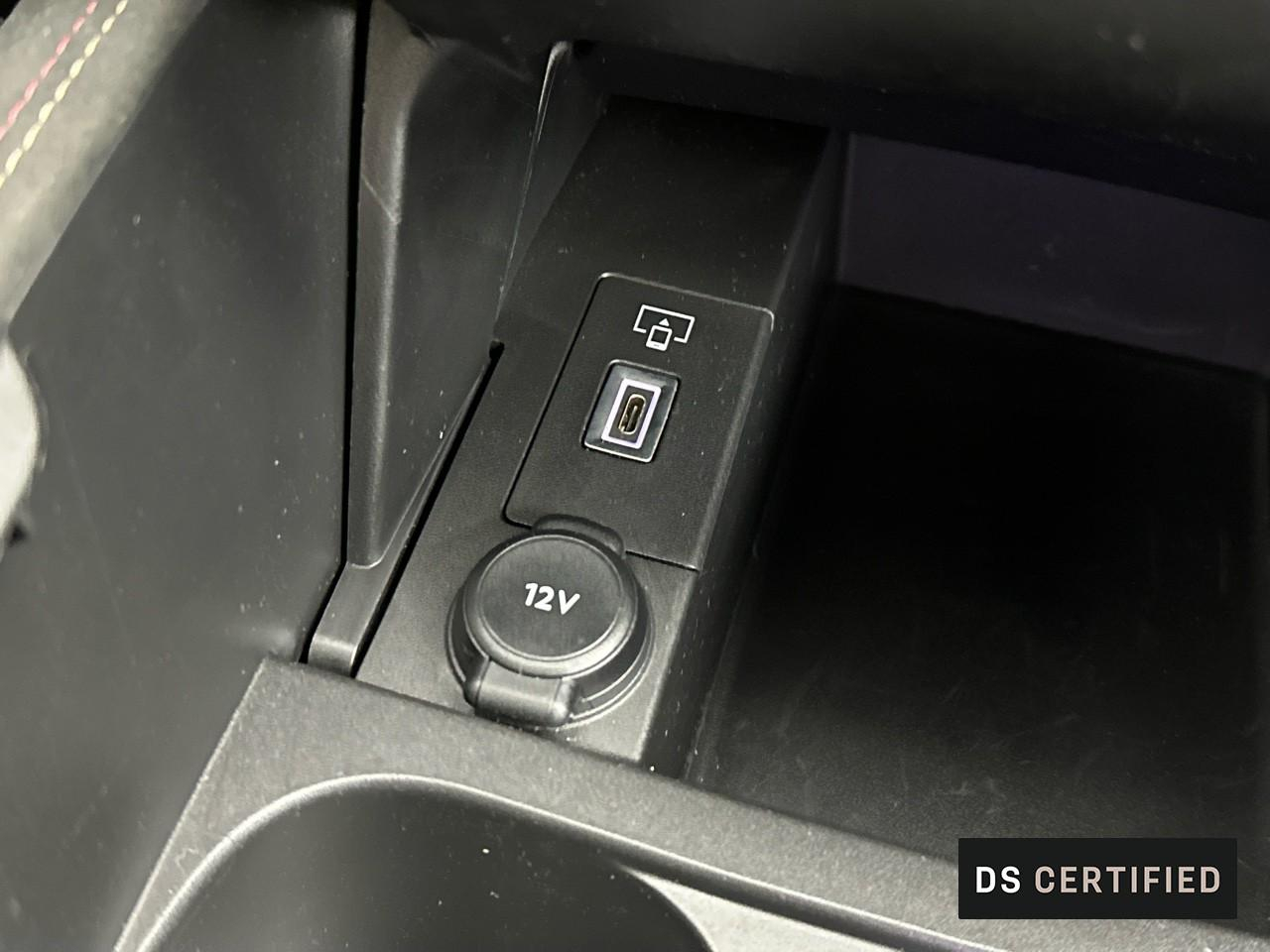 Ds Ds 4 hybride e-tense 225 eat8 performance line — photo 34