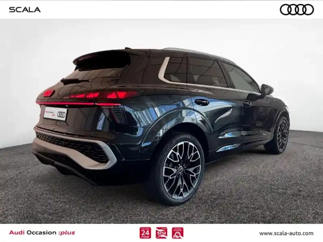 Audi Q3 e-hybrid 272 ch s tronic 6 — photo 5