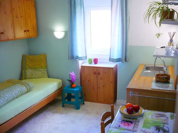 Chambre meublée pour étudiante