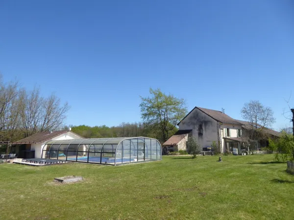 Propriété 12 pièces 400 m²