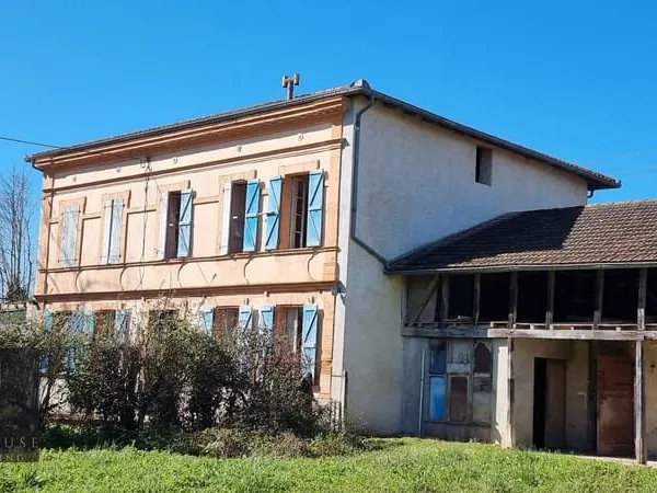 Maison de caractère T7 - dépendances - Grange - terrain 9608