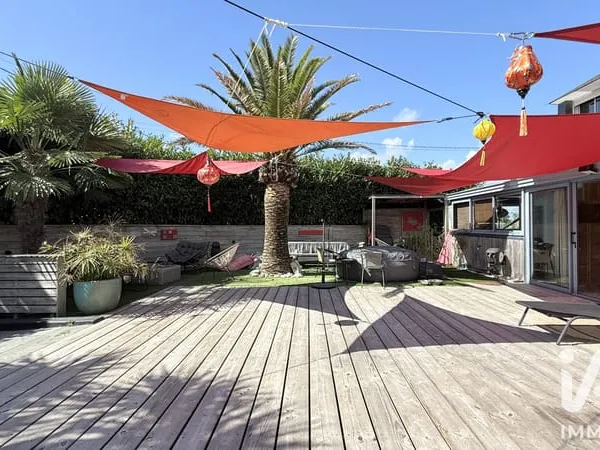 Maison 5 pièces 235 m²