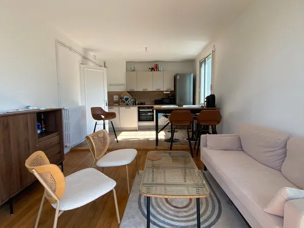 Place Mangin - Tram ligne 2 et 3 - Quartier Île de Nantes - Colocation meublée de 5 chambres entière