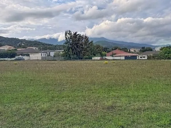Terrain 1 698 m² Vescovato