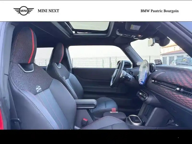 Mini Cooper 3 portes s 204ch jcw dkg7 — photo 9
